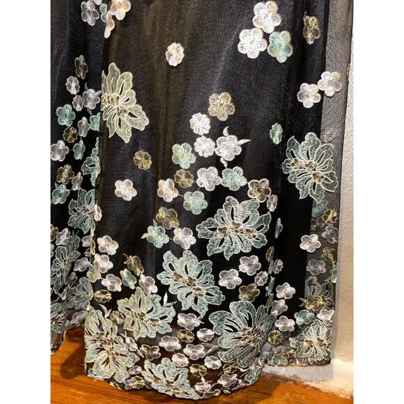 Tahari ALS Prom Homecoming Wedding Formal Floral Embroidered Maxi Formal Dress - Picture 10 of 14